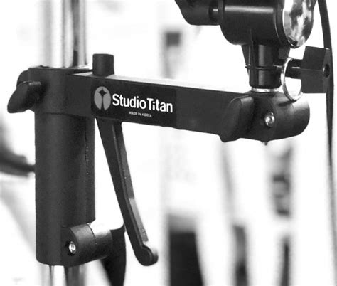 Sachtler Flowtech vs Studio Titan America's Side Kick: The.